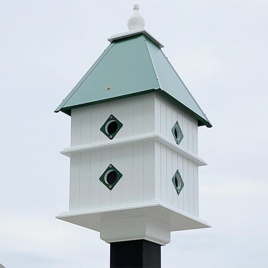 Plantation Bird House with Spruce Green Roof - BIRDLOVER