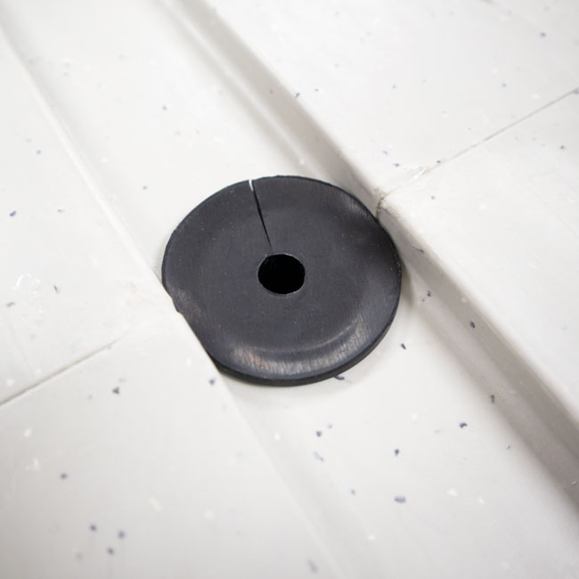 Farm Innovators Scalloped Heated Bird Bath & Pedestal