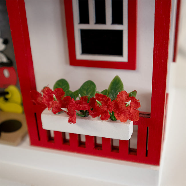 Mickey Deluxe Cottage Bird House, Good Day