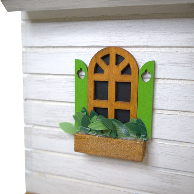 Squirrel Cottage Bird House, Weathered White