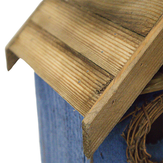 Rustic Wreath Bird Shelter, Blue