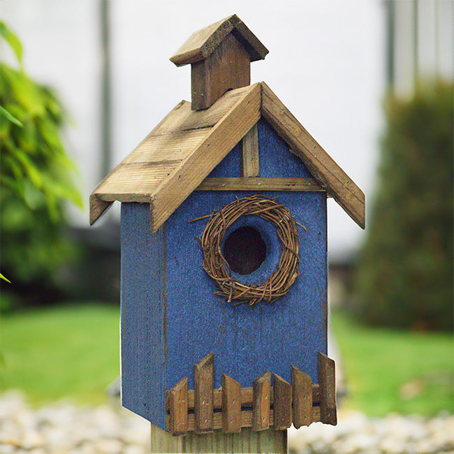 Rustic Wreath Bird Shelter, Blue