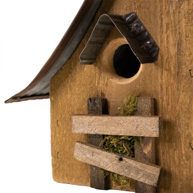 Kooky Chickadee Cottage, Natural
