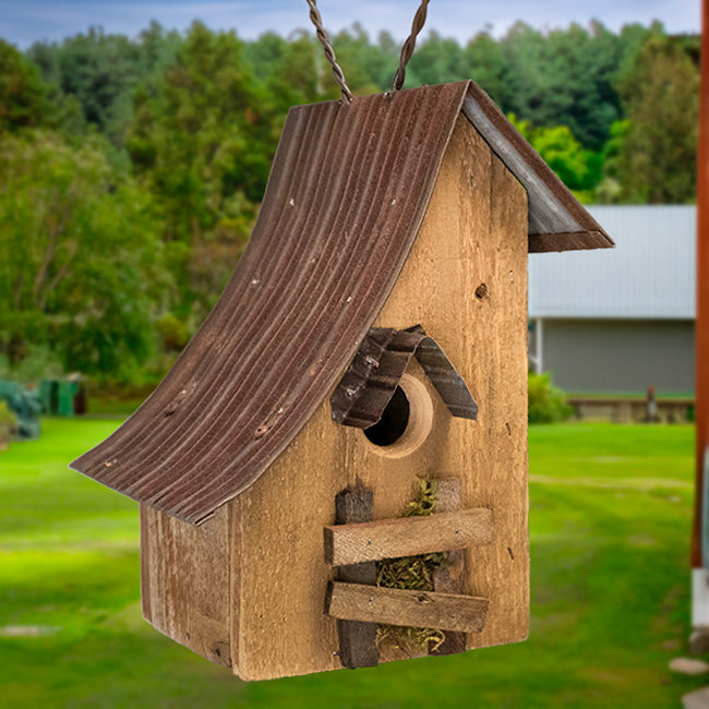 Kooky Chickadee Cottage, Natural