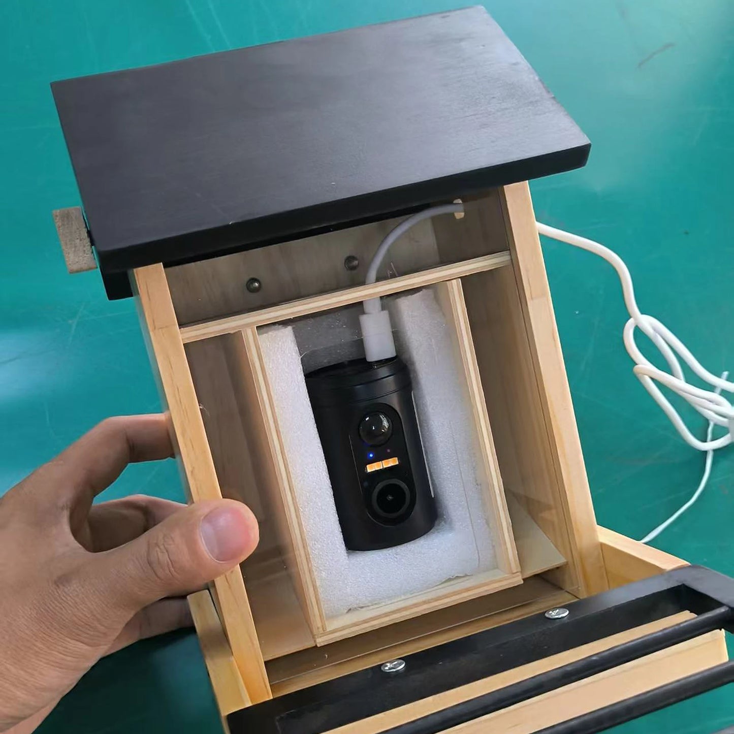 Bird Feeder Camera with Night Vision — 1080P, Solar, Works Without WiFi