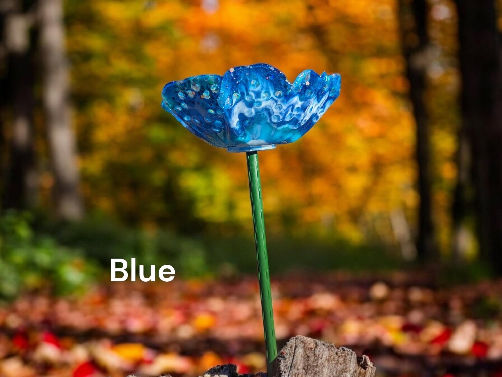 Flower Shape Bird Feeder — Handmade Resin Bee Watering Station - BIRDLOVER