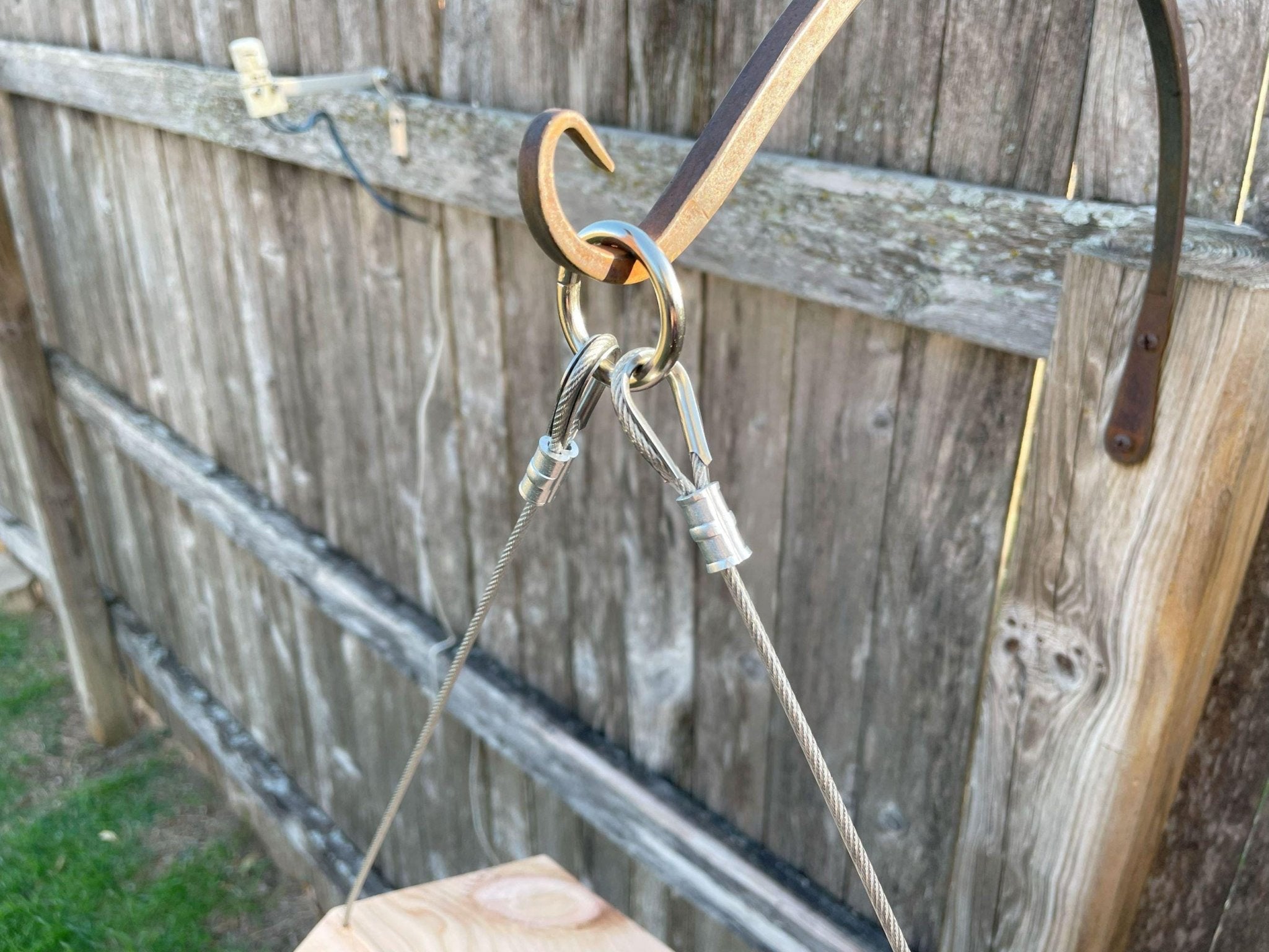 Large, handmade fly through feeder with high capacity seed tray - BIRDLOVER