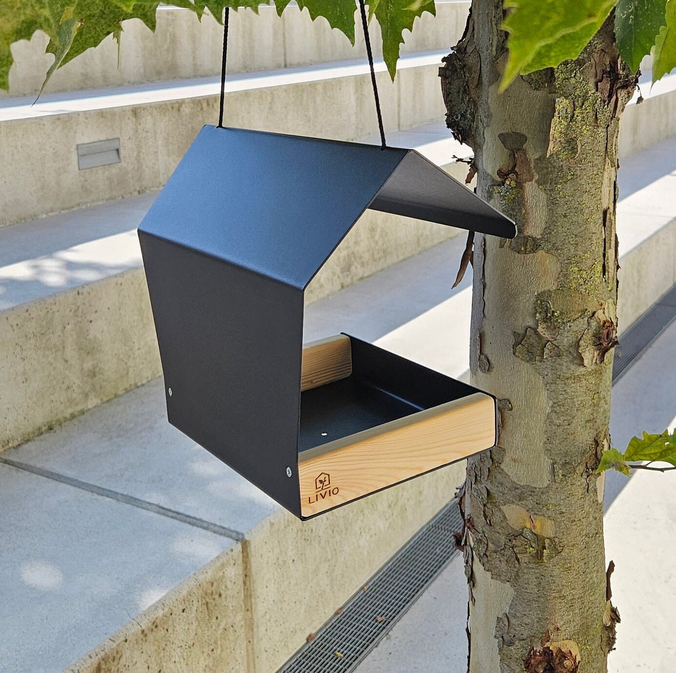 Modern Bird Feeder | Bird House | Bird Feeder | Hanging Bird Feeder | Minimalist Bird Feeder | Bird Lover | Garden Decor | Bird Shelter - BIRDLOVER