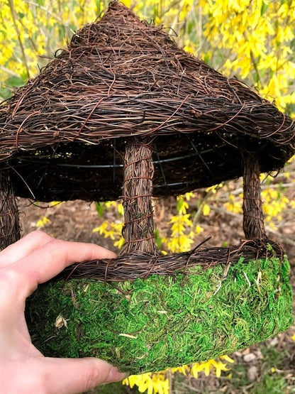 Moss Hut Bird Feeder — Natural Branching Platform - BIRDLOVER