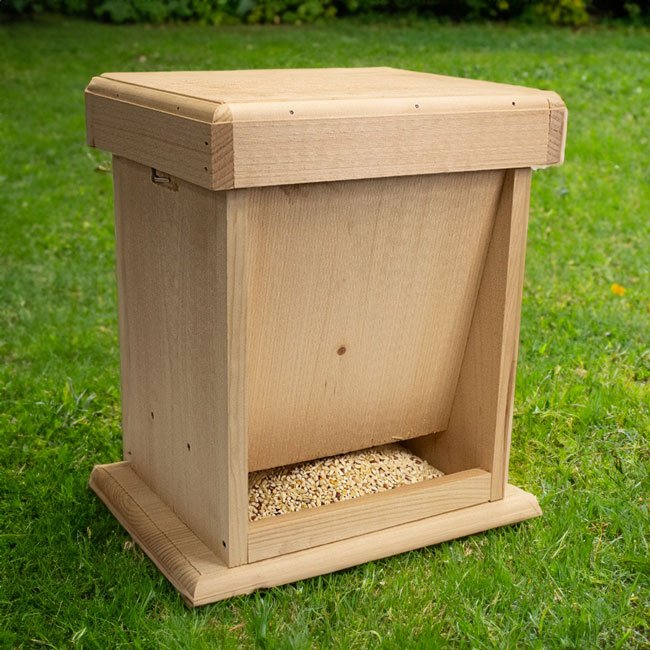 Wildlife Seed Feeder - BIRDLOVER